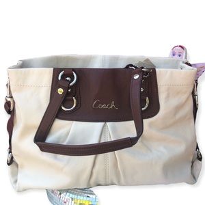 NWT Coach Leather F15513 Cream shoulder hobo bag purse